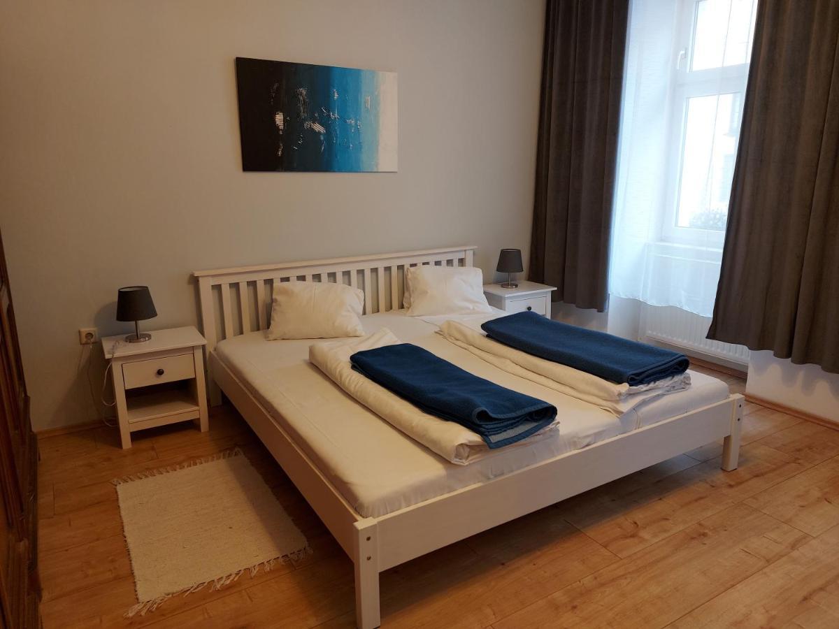 קלוסטרניובורג Appartements Andrea מראה חיצוני תמונה